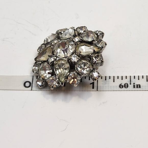 Clear Crystal Cluster Prong Set Clip On Earrings Vintage Costume Jewelry Round - Picture 8 of 8